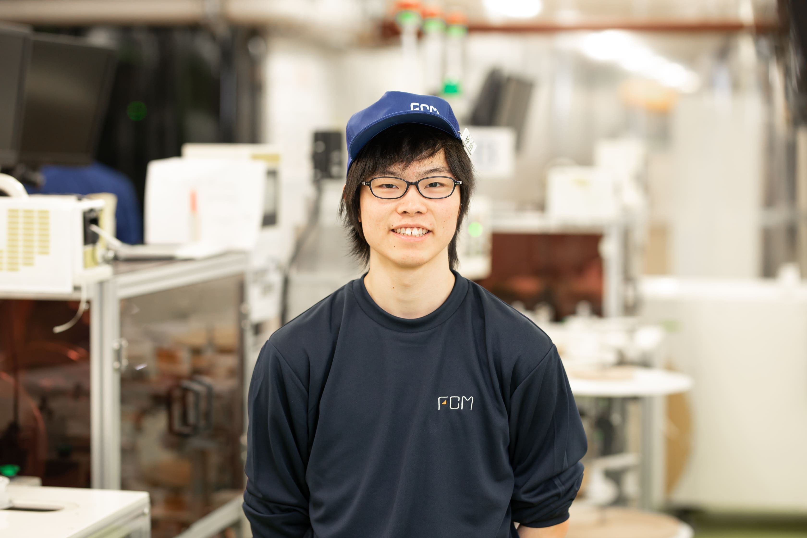 社員が映った写真